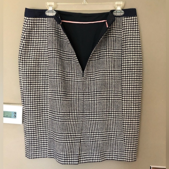 BODEN British Tweed Navy & Cream Houndstooth Pencil Skirt Size 10 - Picture 4 of 6